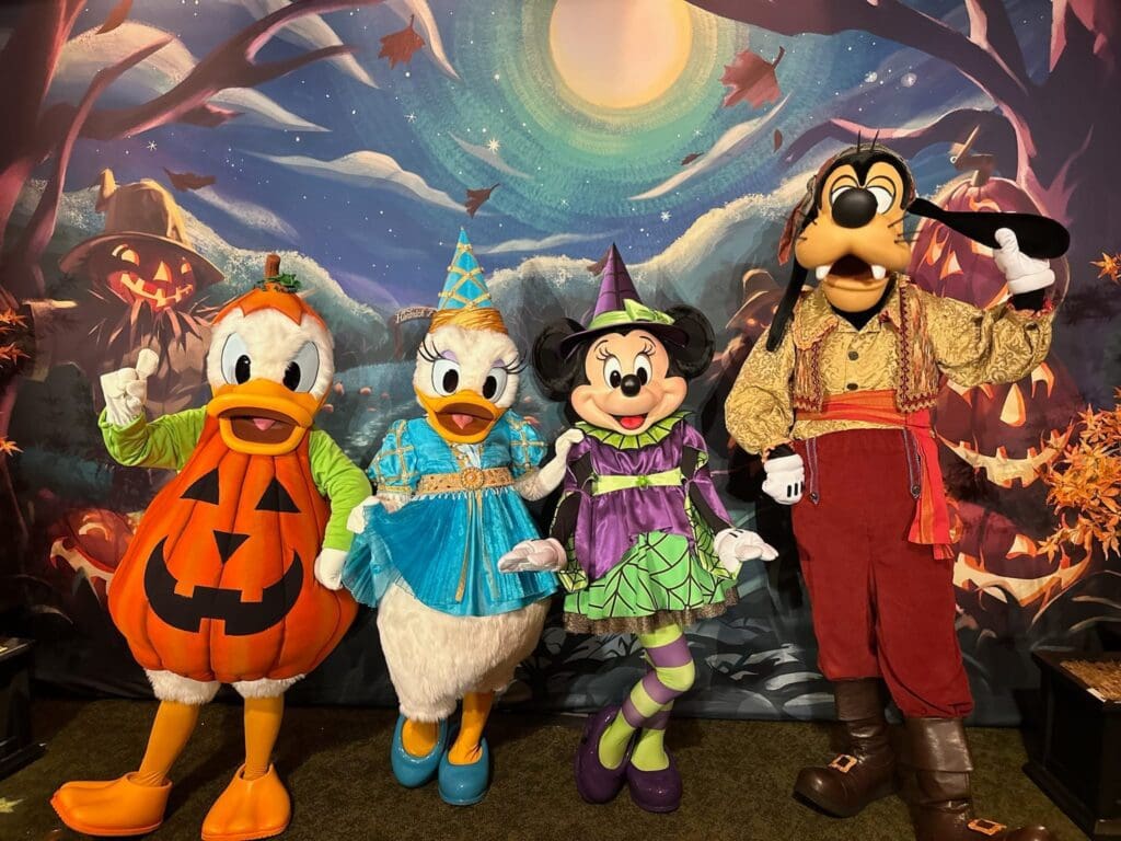 Mickey's Not-so-Scary halloween Party