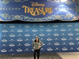 Disney Treasure cruise ship