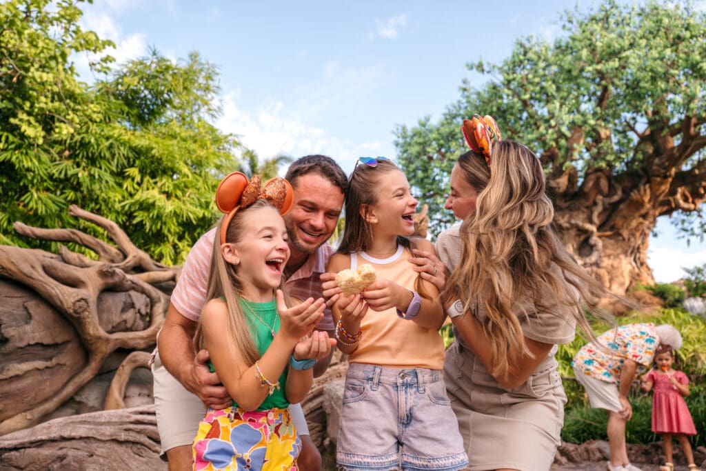 How to do Disney world with little kids